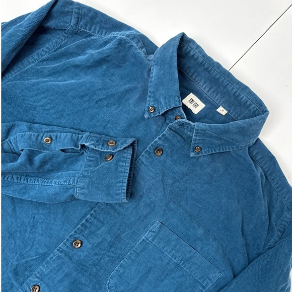 Uniqlo Other - Uniqlo Mens Teal Blue Corduroy Button Down Shirt M Long Sleeve Cotton 331-078781